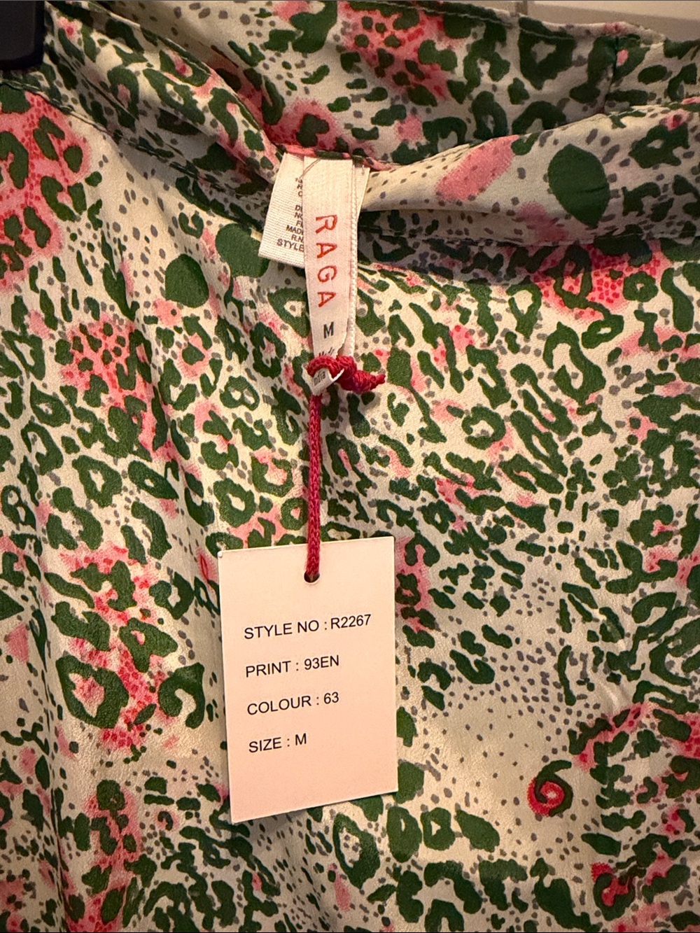RAGA Green and Pink Printed Wrap Skirt NWT Size M ๐๐ฅ๐๐ - Picture 3 of 7